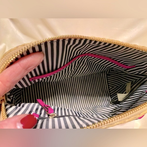 Kate Spade Satchel - Cameron Street Maisie w/crossbody strap. Raffia & Hot Pink - Picture 7 of 10